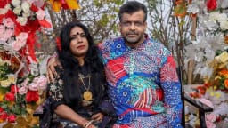 ঝিনাইদহ পৌরসভার সাবেক মেয়র মিন্টু ও তার স্ত্রীর বিরুদ্ধে দুদকের মামলা